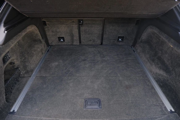 Bentley Bentayga - Afbeelding 29 van 30