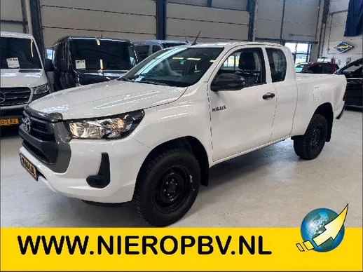 Toyota Hilux - Afbeelding 1 van 22