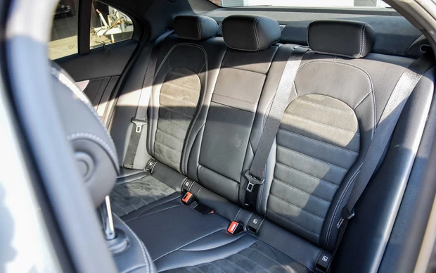 Mercedes-Benz C-Klasse - Afbeelding 15 van 30