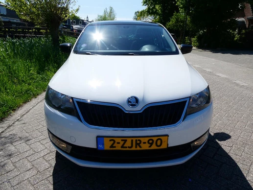 Škoda Rapid - Afbeelding 6 van 26