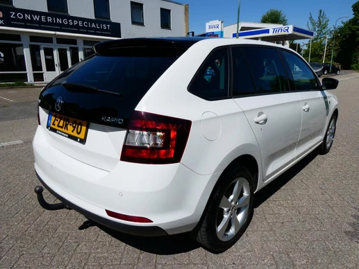 Škoda Rapid - Afbeelding 10 van 26