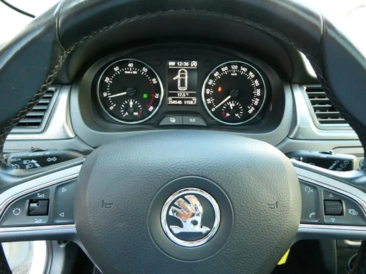 Škoda Rapid - Afbeelding 12 van 26