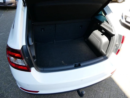 Škoda Rapid - Afbeelding 18 van 26