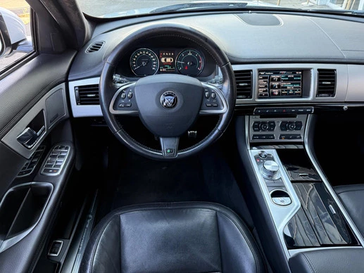 Jaguar XF - Afbeelding 13 van 16