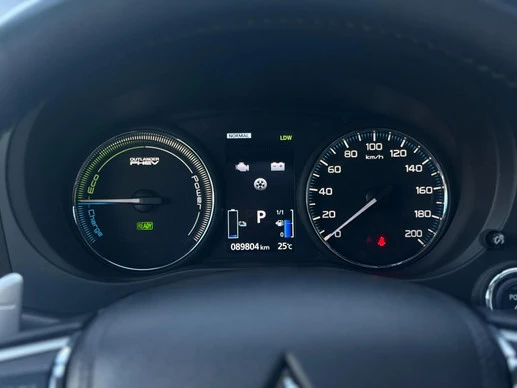 Mitsubishi Outlander - Afbeelding 16 van 30