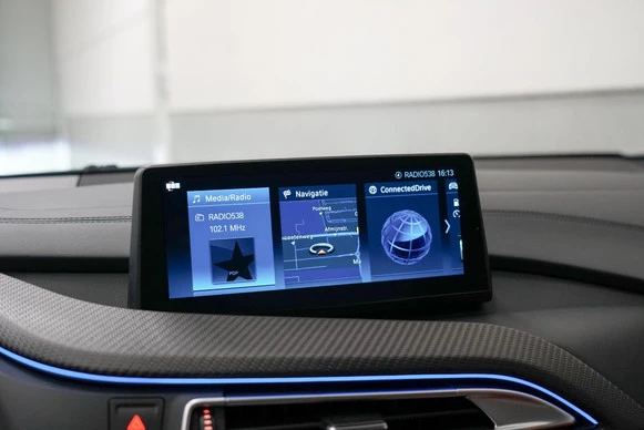 BMW i8 - Afbeelding 17 van 30