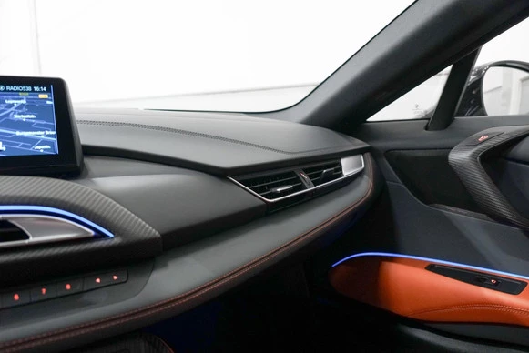 BMW i8 - Afbeelding 23 van 30