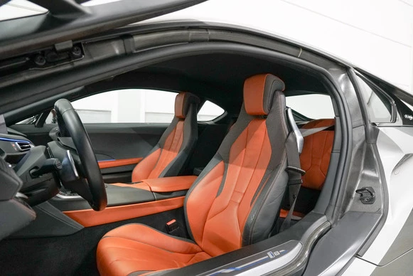 BMW i8 - Afbeelding 25 van 30