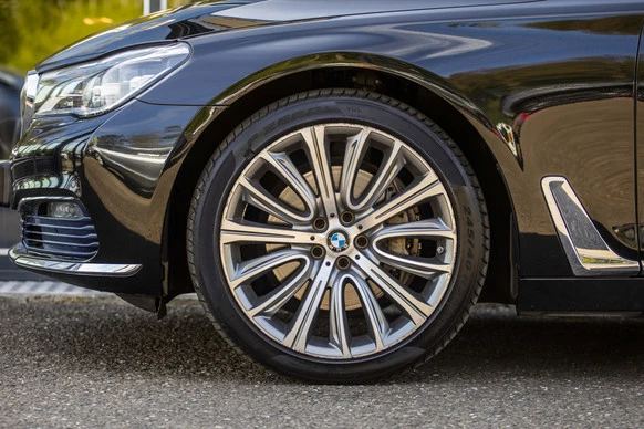 BMW 7 Serie - Afbeelding 9 van 30