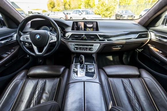 BMW 7 Serie - Afbeelding 18 van 30