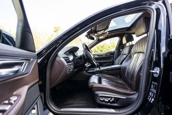 BMW 7 Serie - Afbeelding 22 van 30