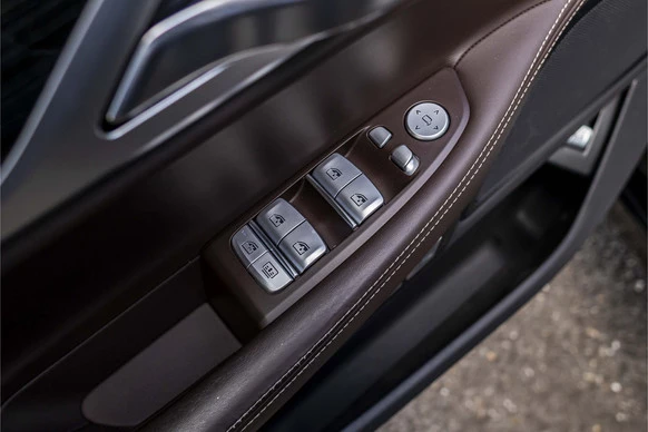BMW 7 Serie - Afbeelding 24 van 30