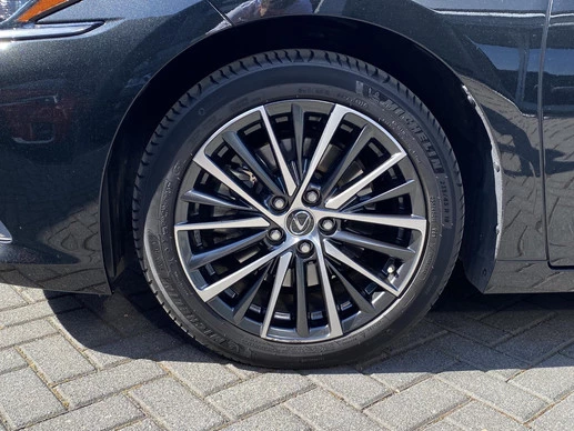Lexus ES - Afbeelding 10 van 28