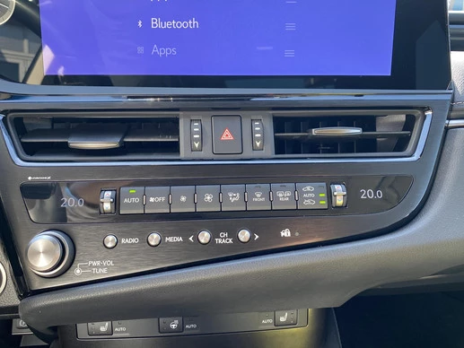 Lexus ES - Afbeelding 16 van 28