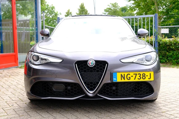 Alfa Romeo Giulia - Afbeelding 7 van 30