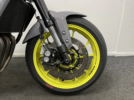 Yamaha MT 09 - Afbeelding 5 van 25