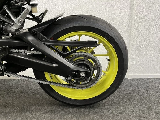 Yamaha MT 09 - Afbeelding 18 van 25