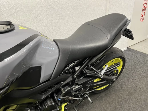 Yamaha MT 09 - Afbeelding 21 van 25