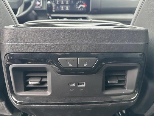 GMC Sierra - Afbeelding 17 van 30