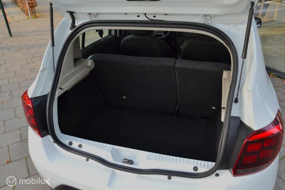 Dacia Sandero - Afbeelding 14 van 23
