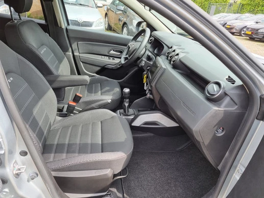 Dacia Duster - Afbeelding 7 van 30