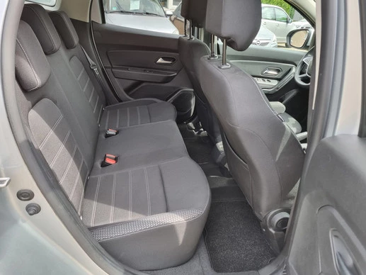 Dacia Duster - Afbeelding 11 van 30