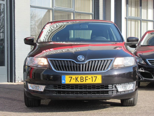 Škoda Rapid - Afbeelding 2 van 30