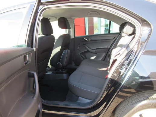 Škoda Rapid - Afbeelding 11 van 30