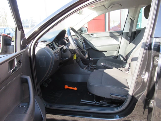 Škoda Rapid - Afbeelding 17 van 30
