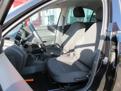 Škoda Rapid - Afbeelding 18 van 30