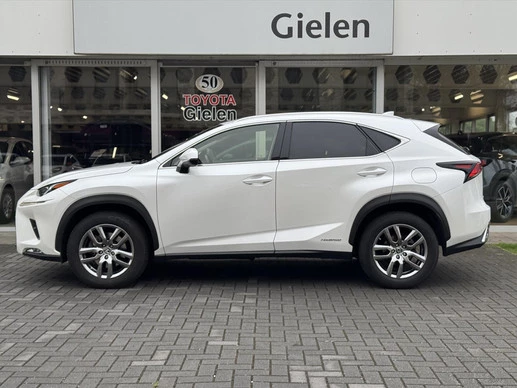 Lexus NX - Afbeelding 2 van 30