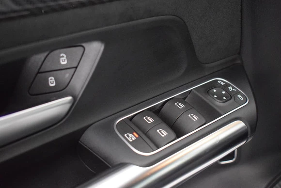 Mercedes-Benz GLA - Afbeelding 14 van 30