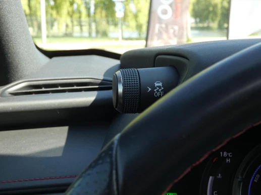Lexus UX - Afbeelding 24 van 30