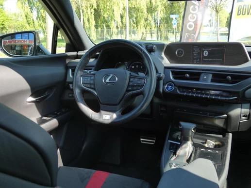 Lexus UX - Afbeelding 8 van 30