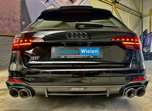 Audi RS4 - Afbeelding 8 van 30