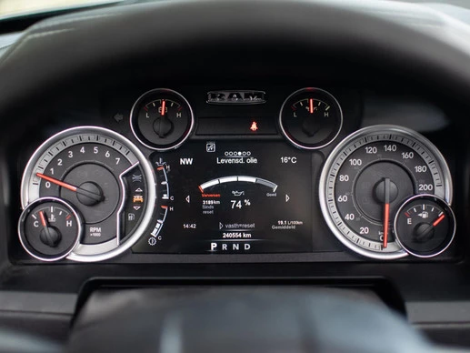 Dodge Ram 1500 - Afbeelding 24 van 28