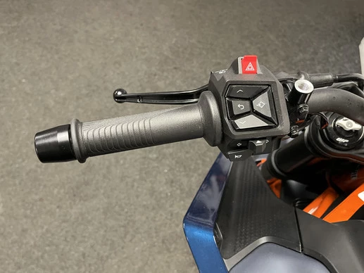 KTM 390 - Afbeelding 15 van 17