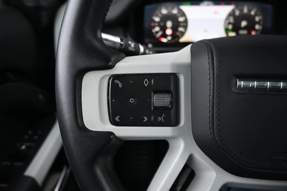 Land Rover Defender - Afbeelding 18 van 30