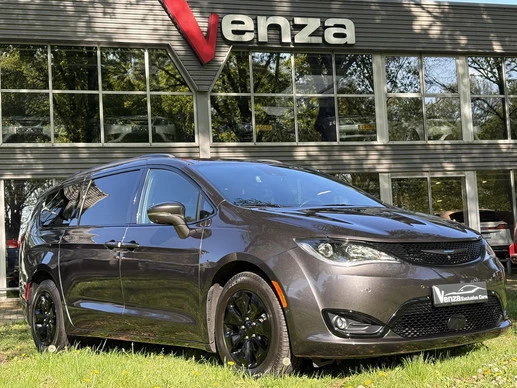 Chrysler Pacifica - Afbeelding 1 van 24