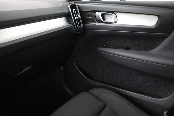 Volvo XC40 - Afbeelding 28 van 30