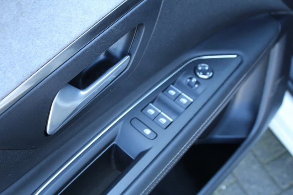 Peugeot 3008 - Afbeelding 25 van 30