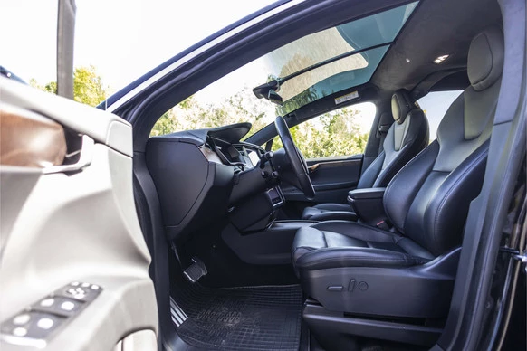 Tesla Model X - Afbeelding 22 van 30