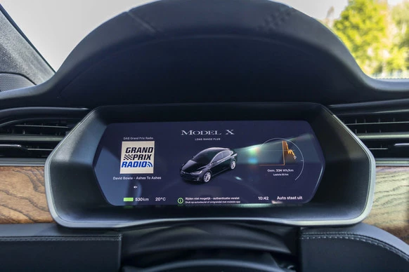 Tesla Model X - Afbeelding 26 van 30