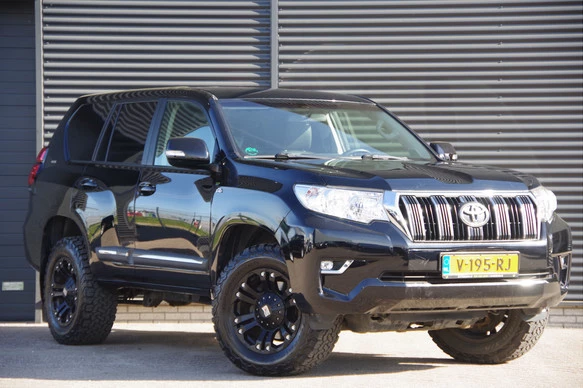 Toyota Land Cruiser - Afbeelding 24 van 30