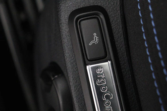 Volkswagen Passat - Afbeelding 10 van 30