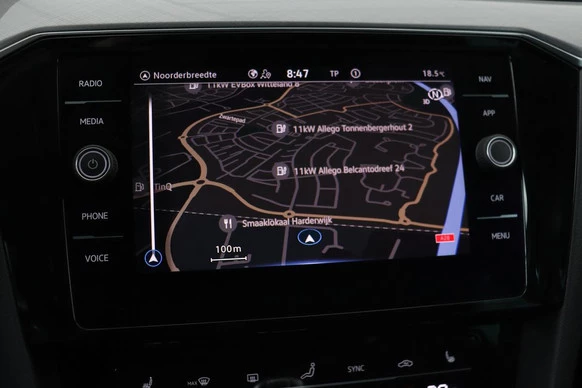 Volkswagen Passat - Afbeelding 13 van 30