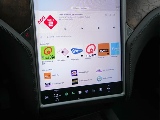 Tesla Model X - Afbeelding 17 van 30