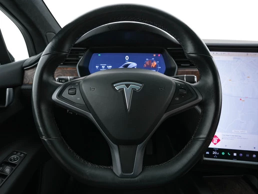 Tesla Model X - Afbeelding 18 van 30