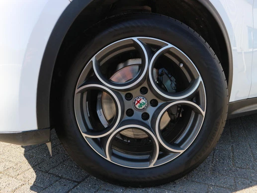 Alfa Romeo Stelvio - Afbeelding 3 van 26