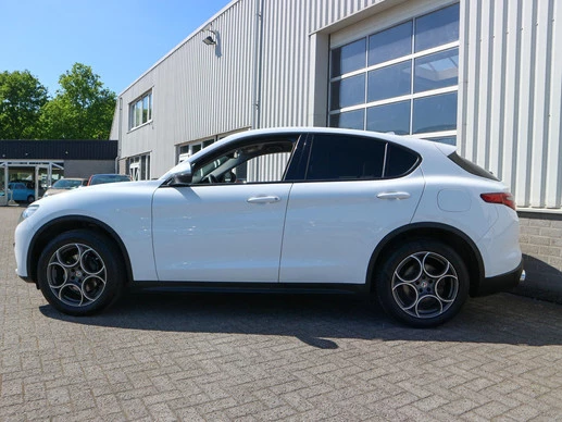 Alfa Romeo Stelvio - Afbeelding 4 van 26